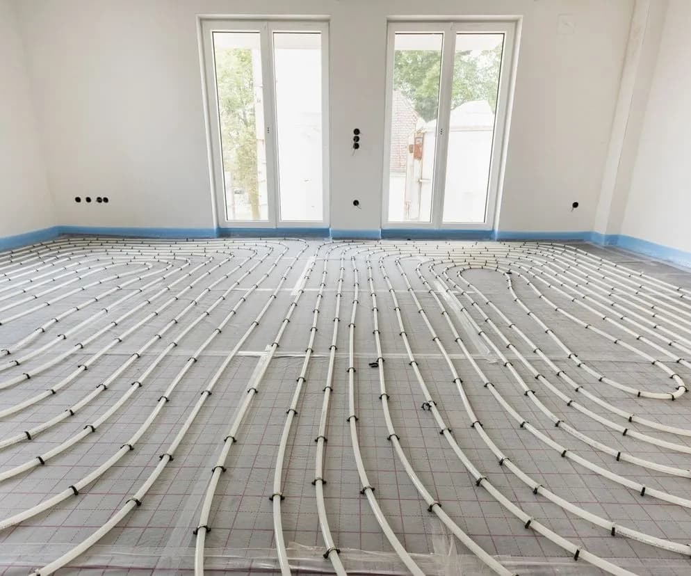 Jak zrobić ogrzewanie podłogowe z grzejnika i uniknąć problemów?