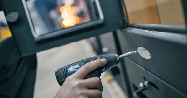 Jak podłączyć piec na pellet - uniknij najczęstszych błędów w instalacji