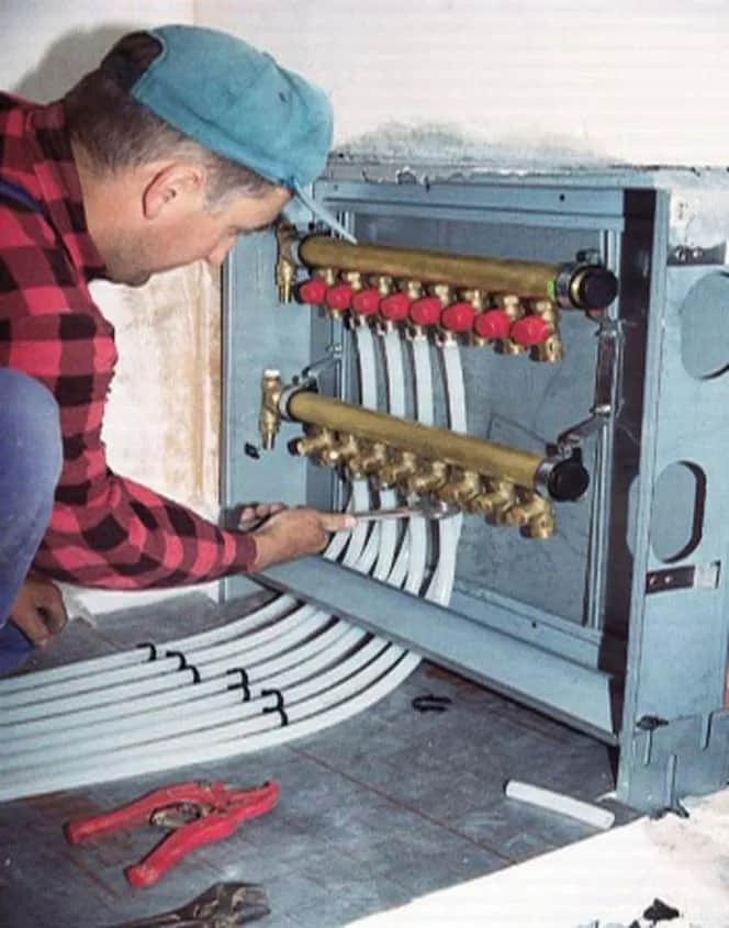 Jak rozłożyć rury do ogrzewania podłogowego bez błędów i kosztów