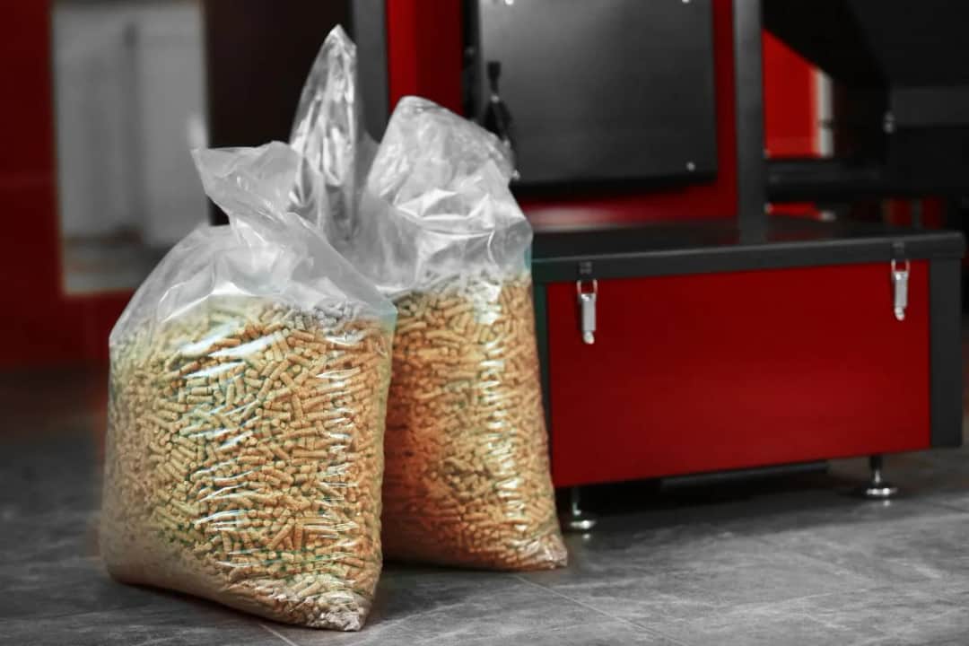 Ile worków pelletu znajduje się w tonie? Sprawdź różnice w rozmiarach