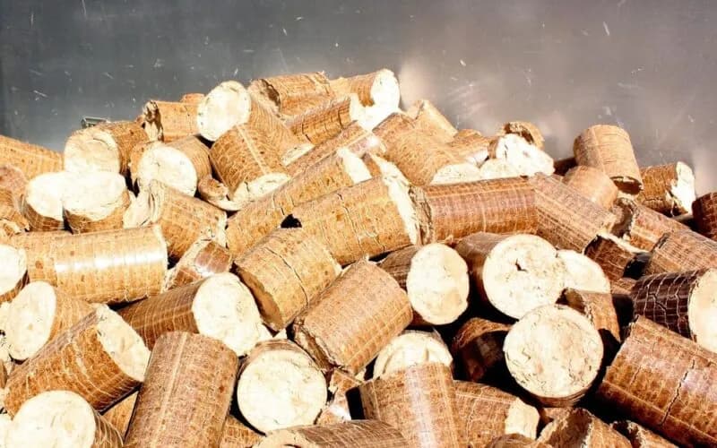 Ile trocin na tonę pelletu? Poznaj kluczowe czynniki wpływające na ilość