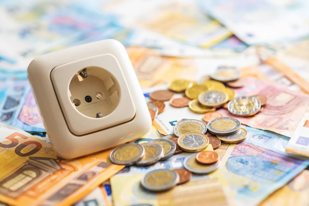 Dlaczego cena prądu to nie wszystko? Co jeszcze powinno Cię zainteresować w rachunku za energię